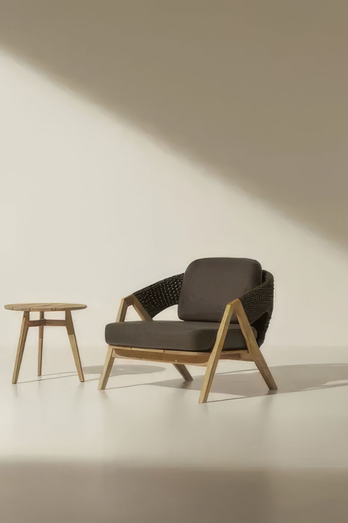 ETHIMO KNIT Side Table