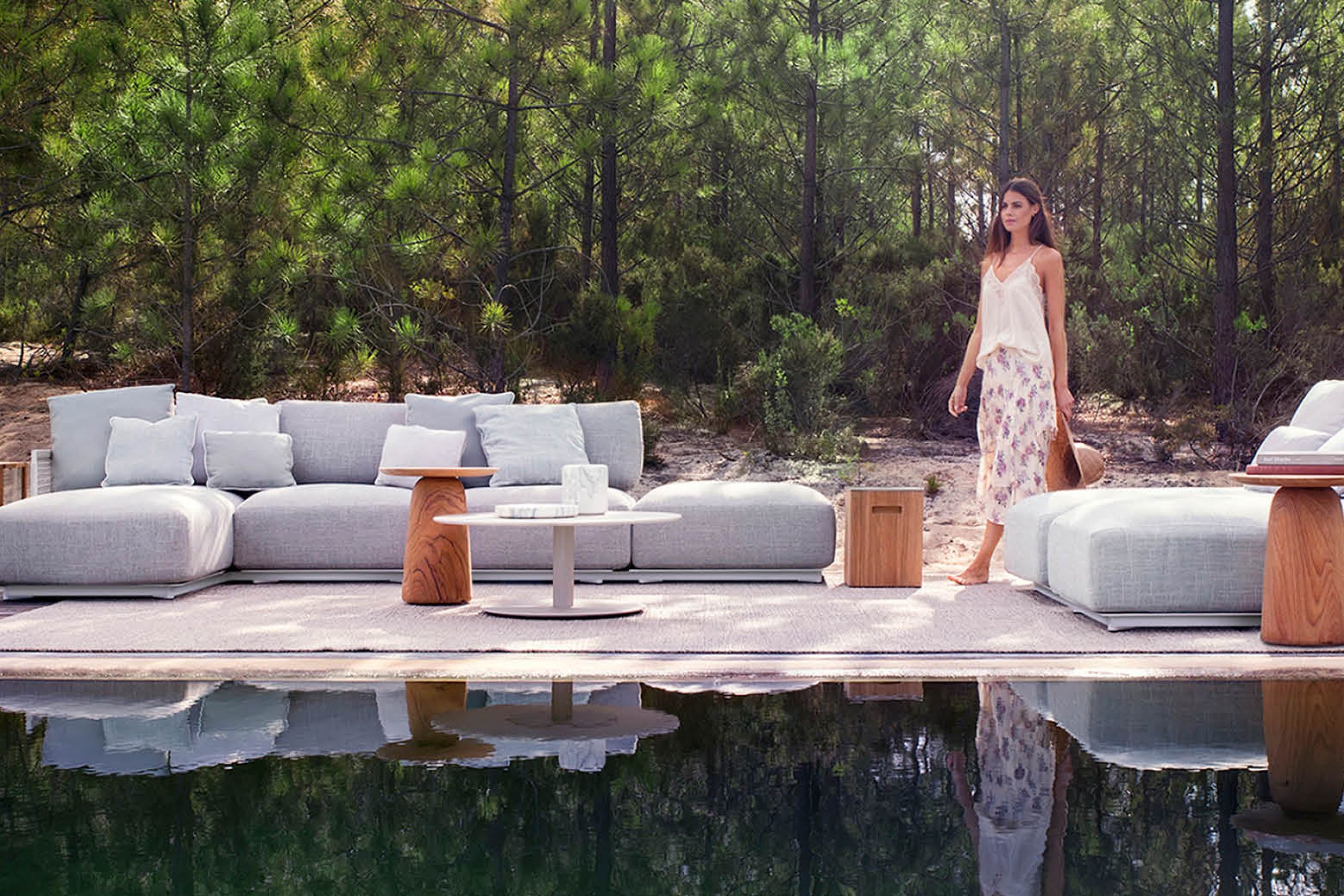 Nodi modular sofa