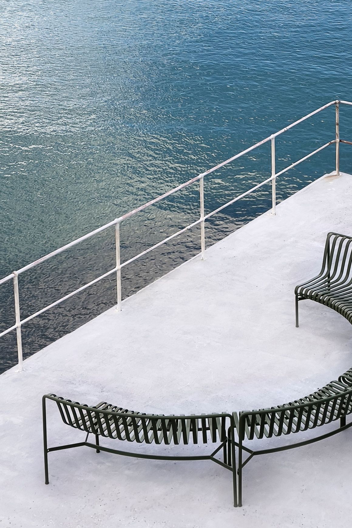 Palissade Park Dining Bench In by HAY