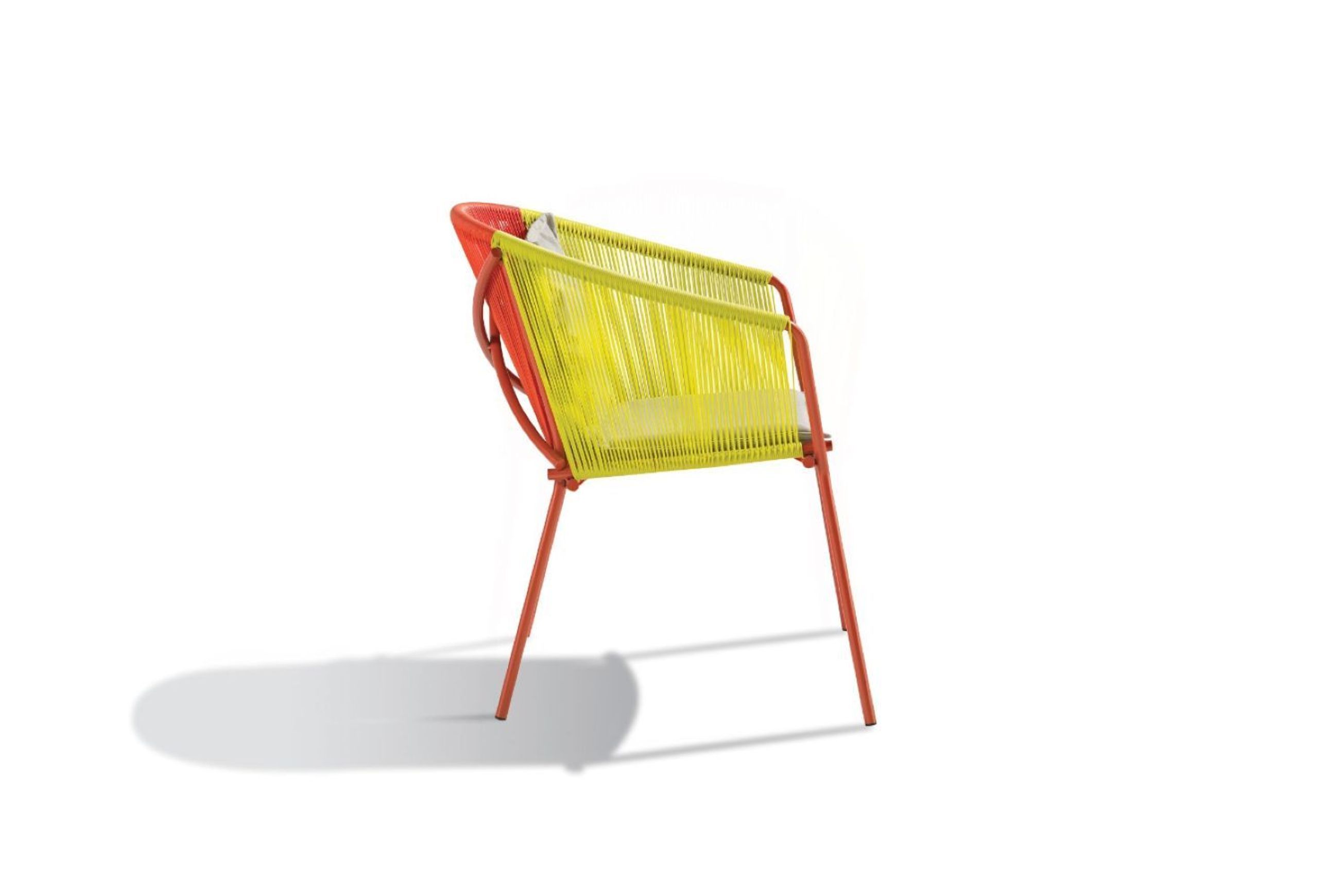 Traveler Outdoor Dining Armchair