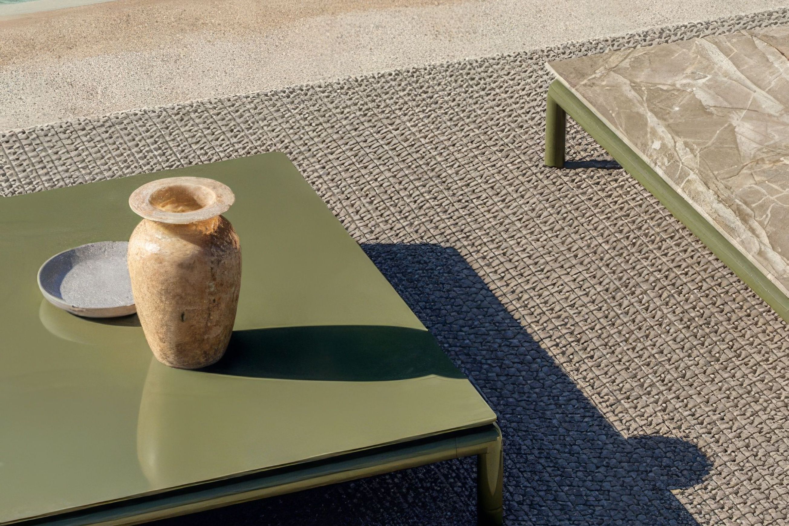 ETHIMO Low Outdoor Lounge System
