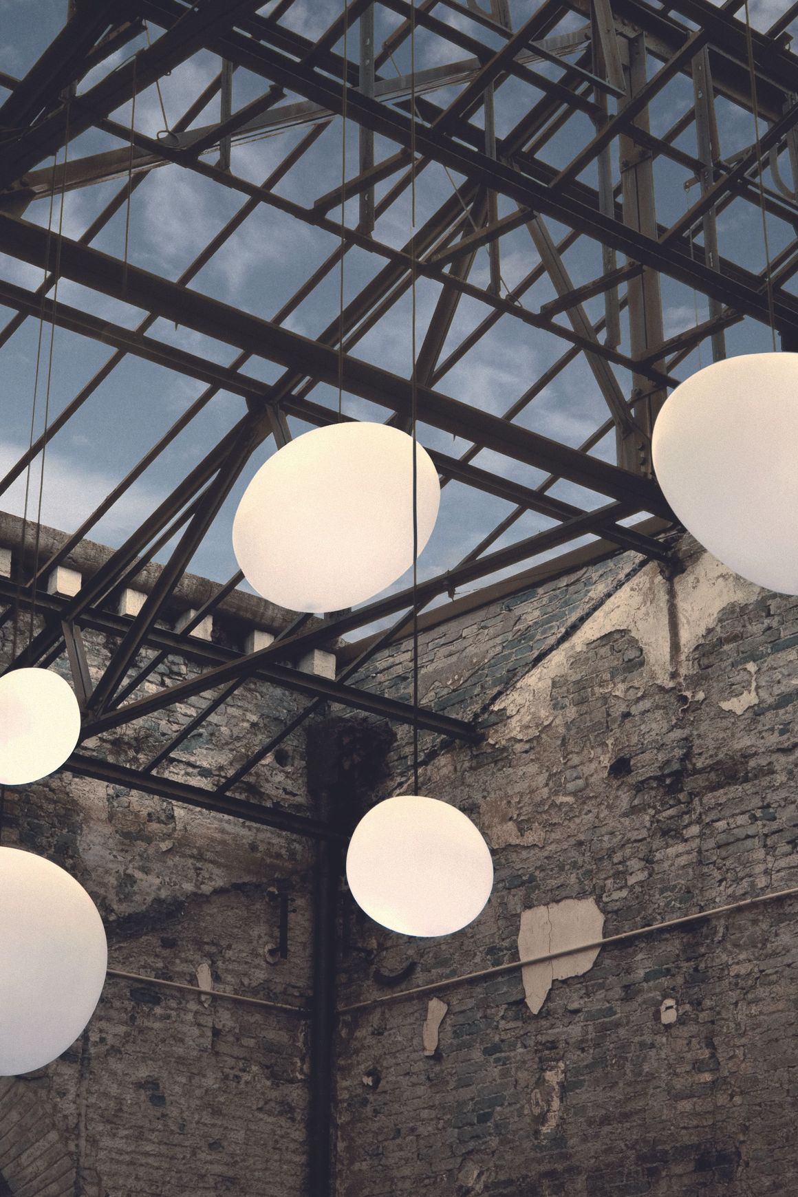 Outdoor Gregg XL Suspension Lamp - Polyethylene