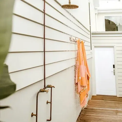 Byron Outdoor Shower with Foot Tap | Hot+Cold | Brass