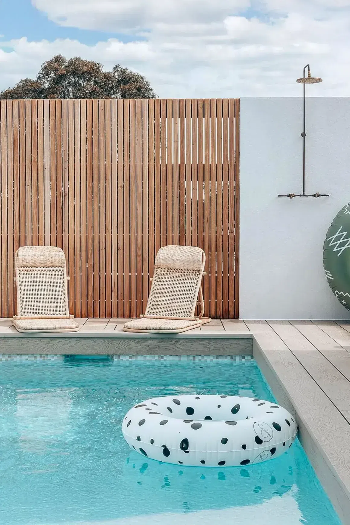 Noosa Wall Mount Outdoor Shower | Hot+Cold | Brass