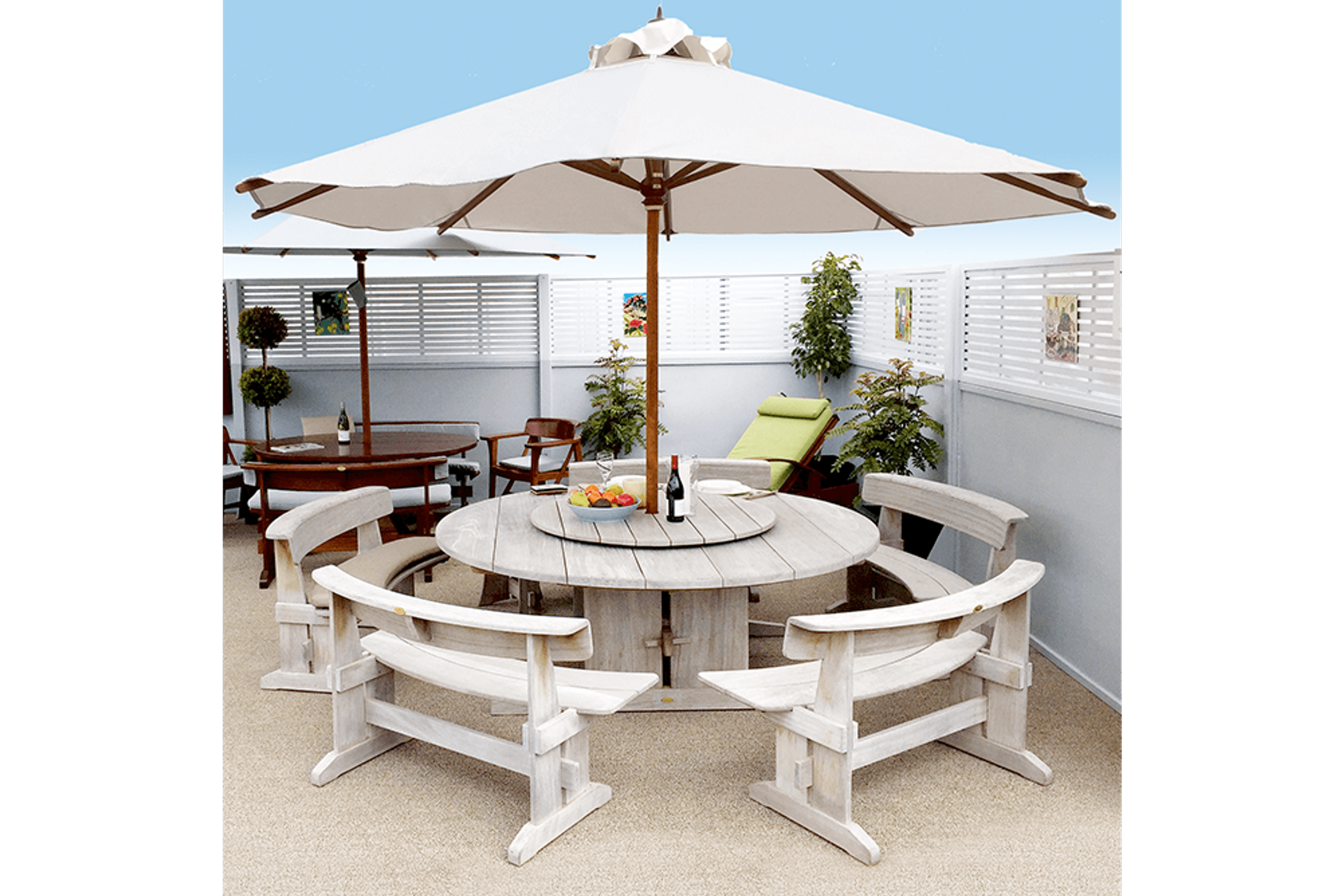 Round Table Suite 2000