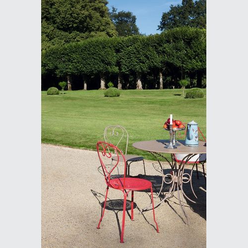 1900 Table Round 96cm by Fermob