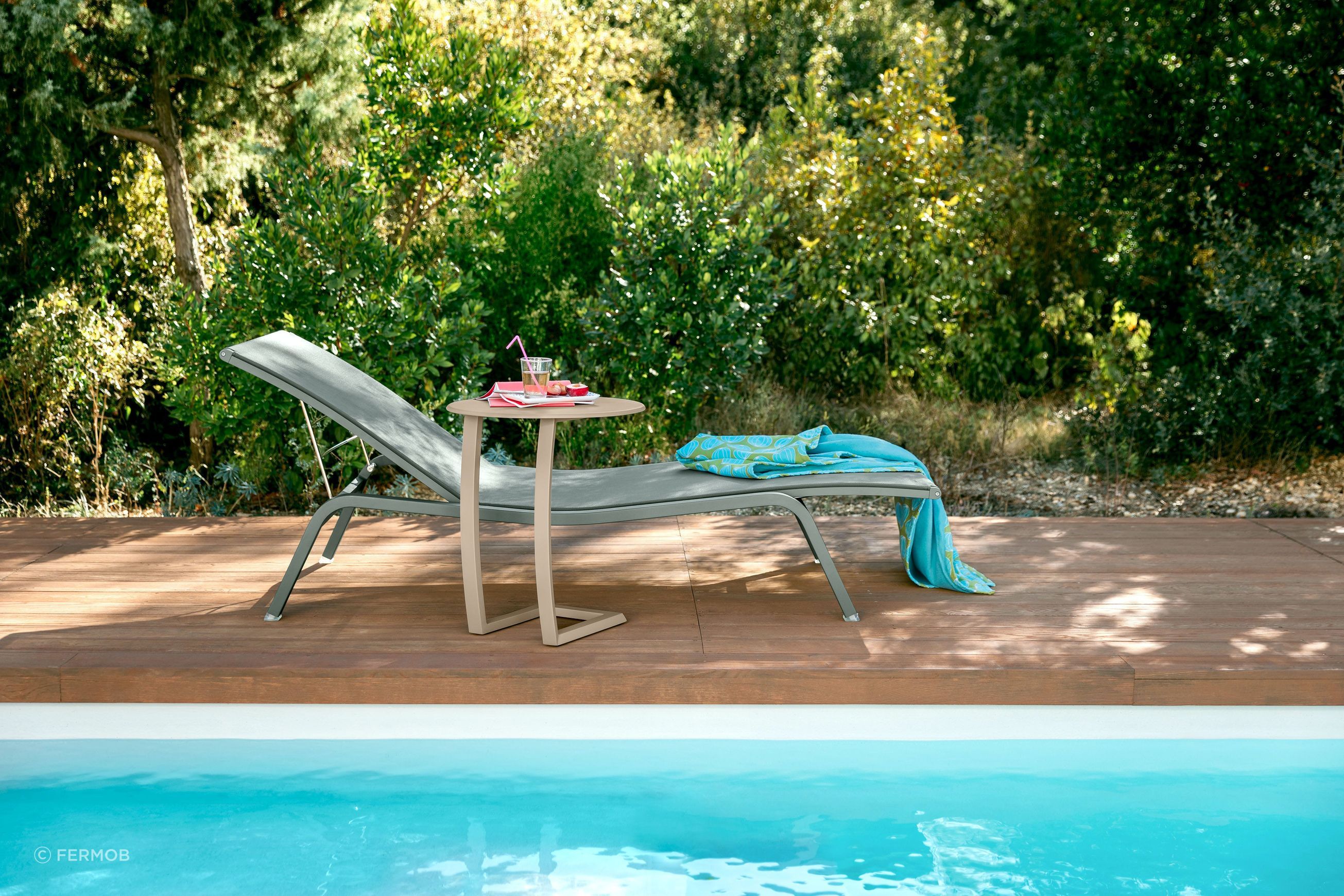 Alize Offset Low Table