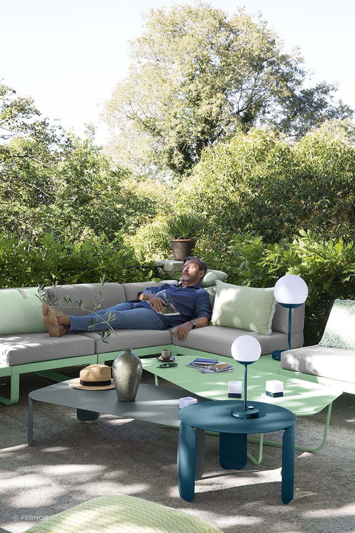 Ultrasofa Low Table