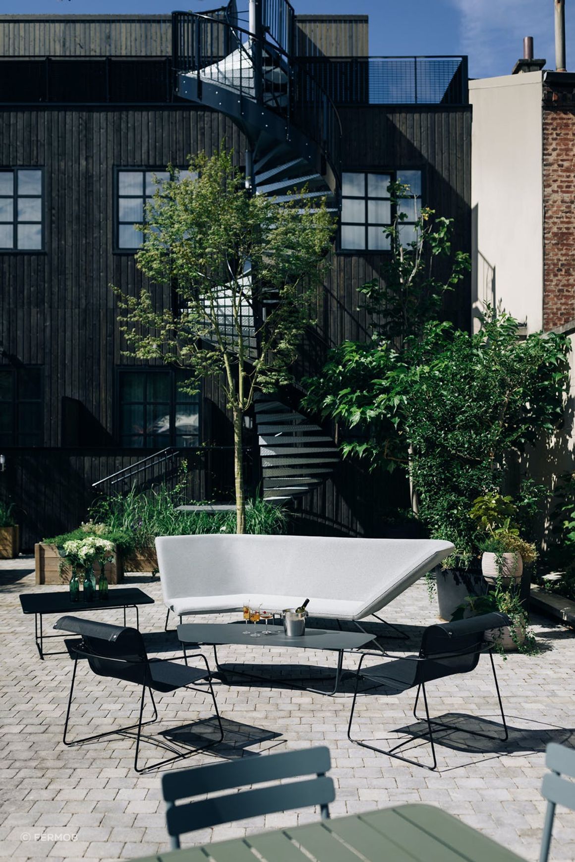 Ultrasofa Low Table