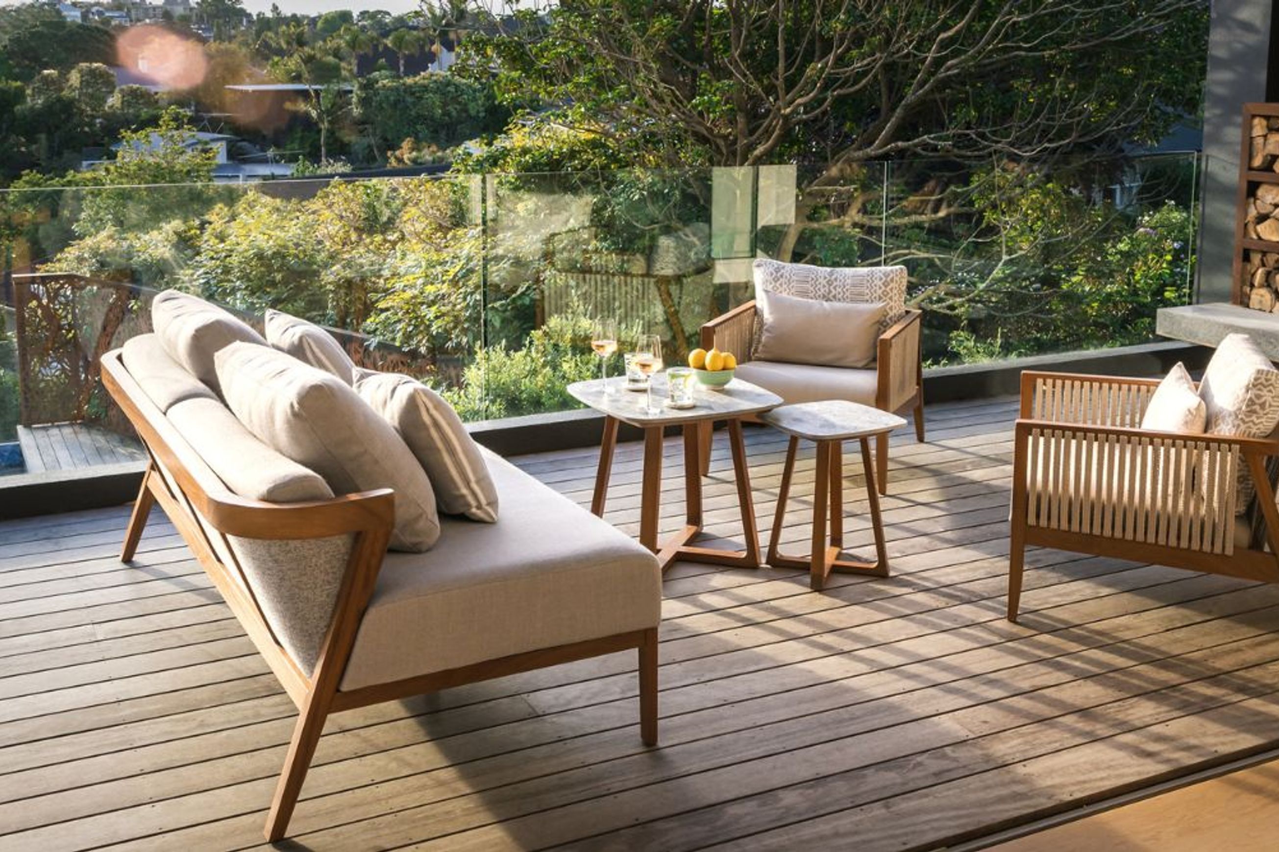Porto Bench by Coco Wolf