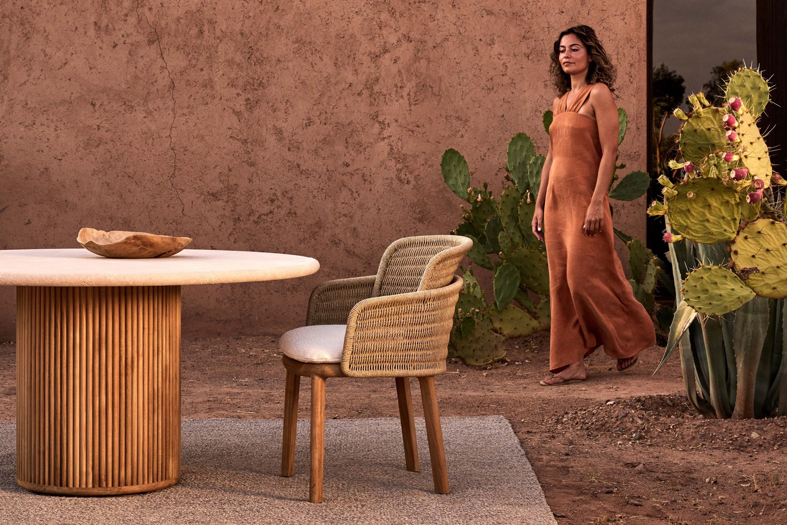 Otto | Dining Table