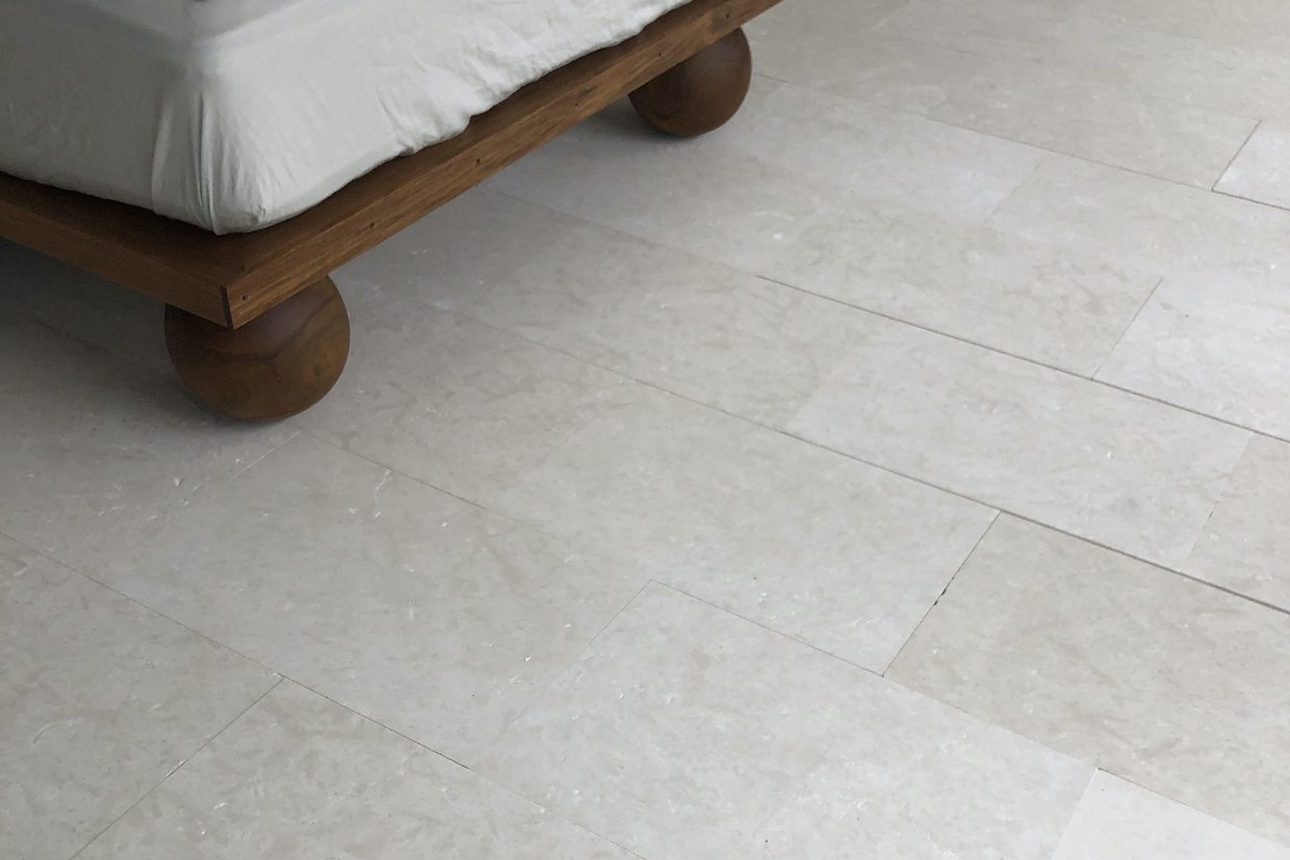 Natural Stone | Large