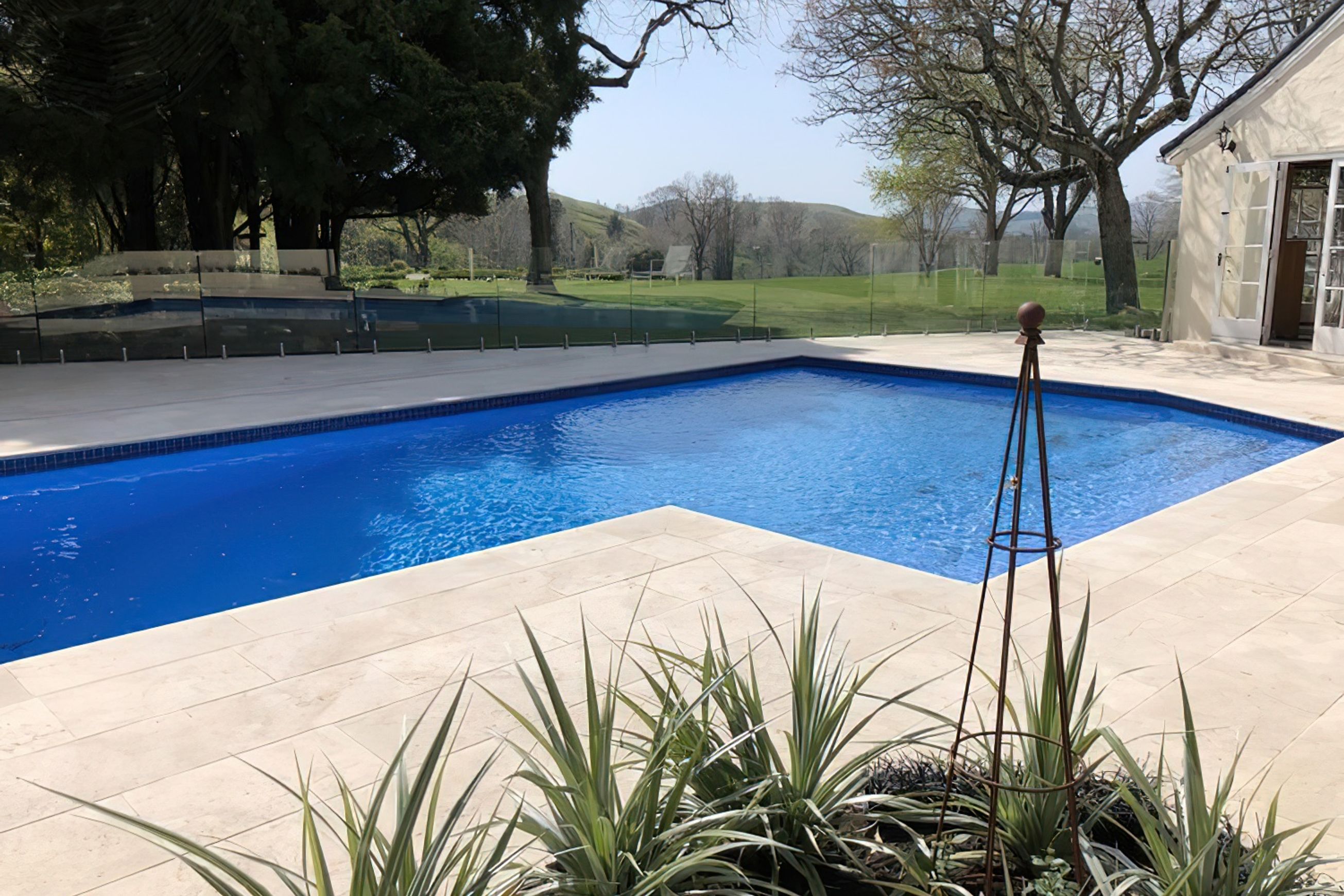 Classic Travertine | Paving