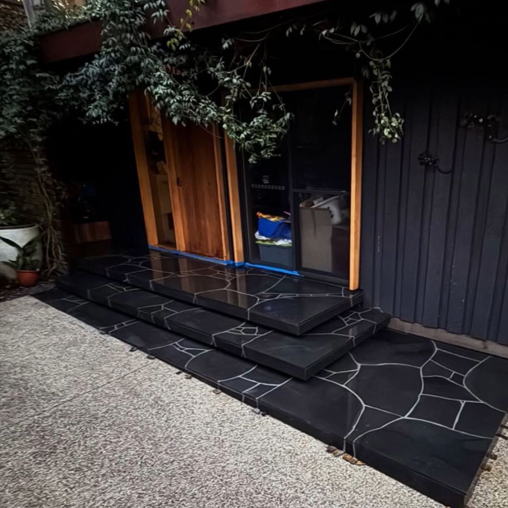 Bluestone Crazy Paving - Large Sizing
