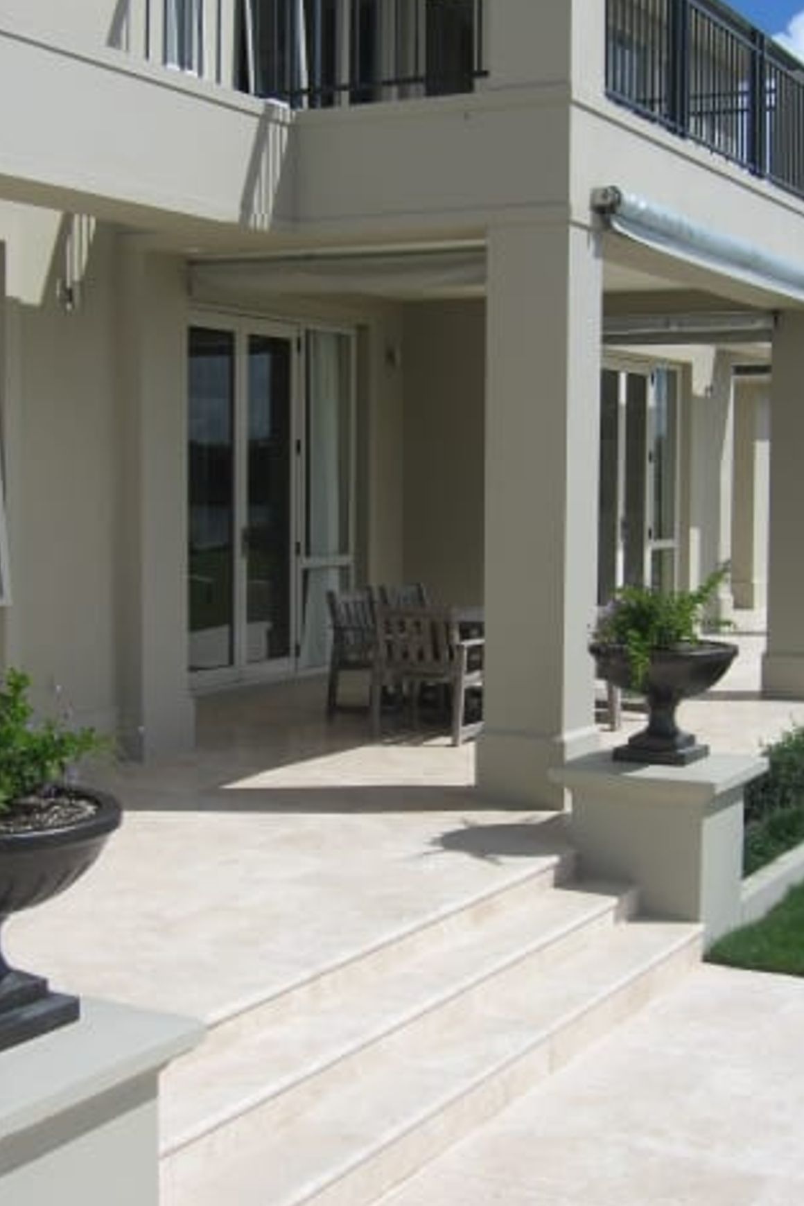 Travertine Tile & Coping