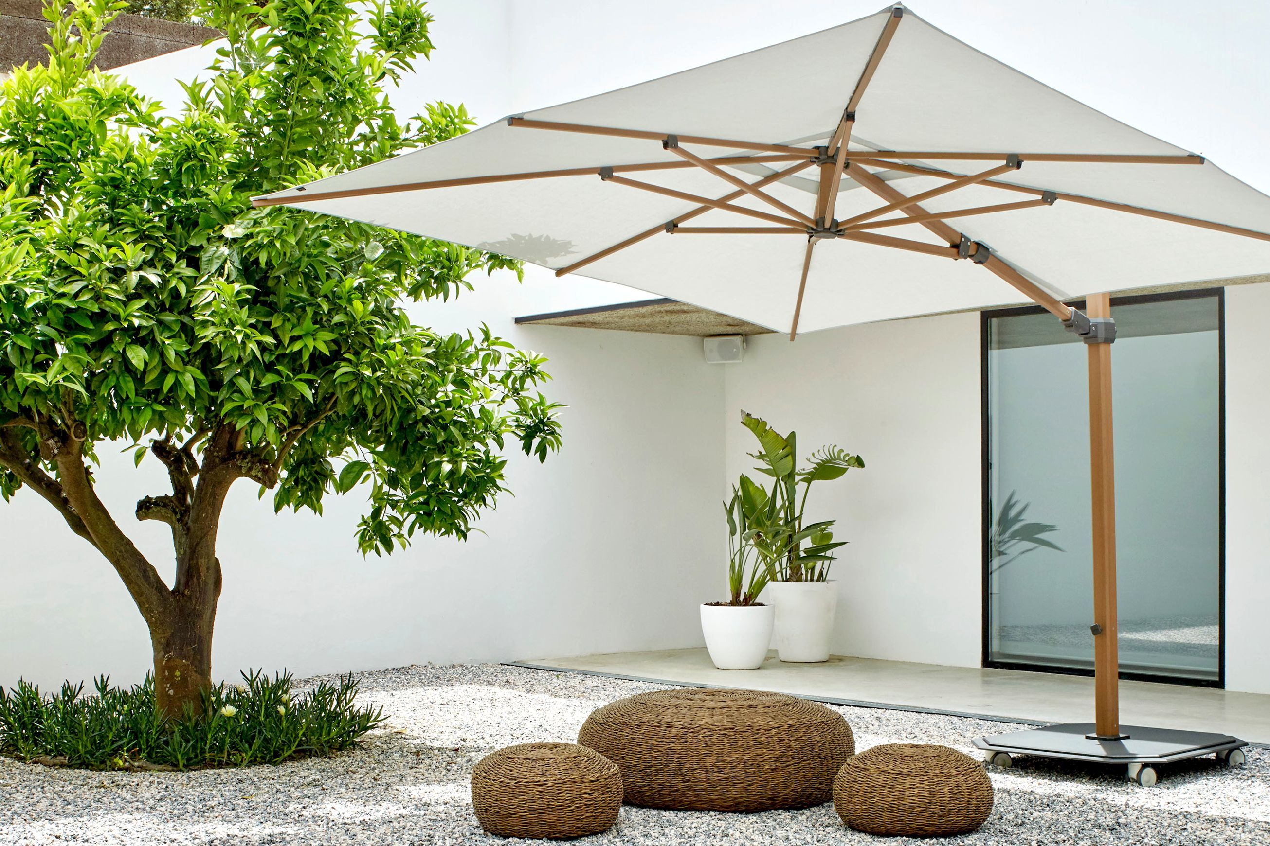 Lux 301 Outdoor Umbrella