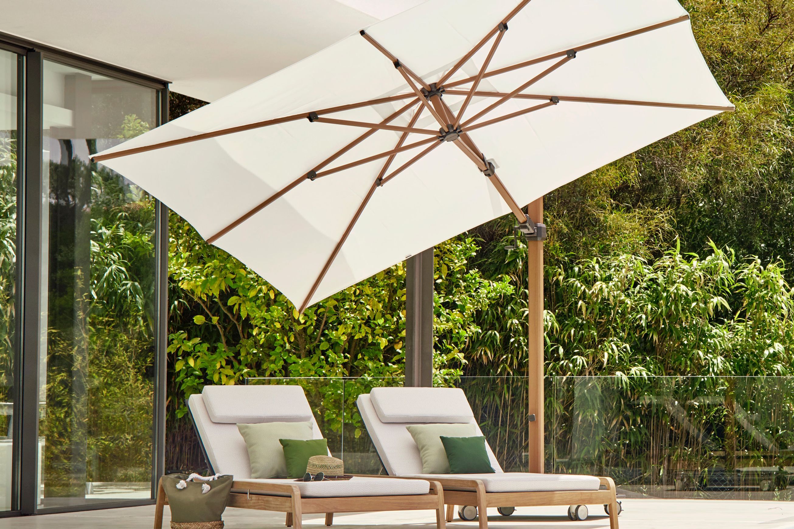 Lux 301 Outdoor Umbrella