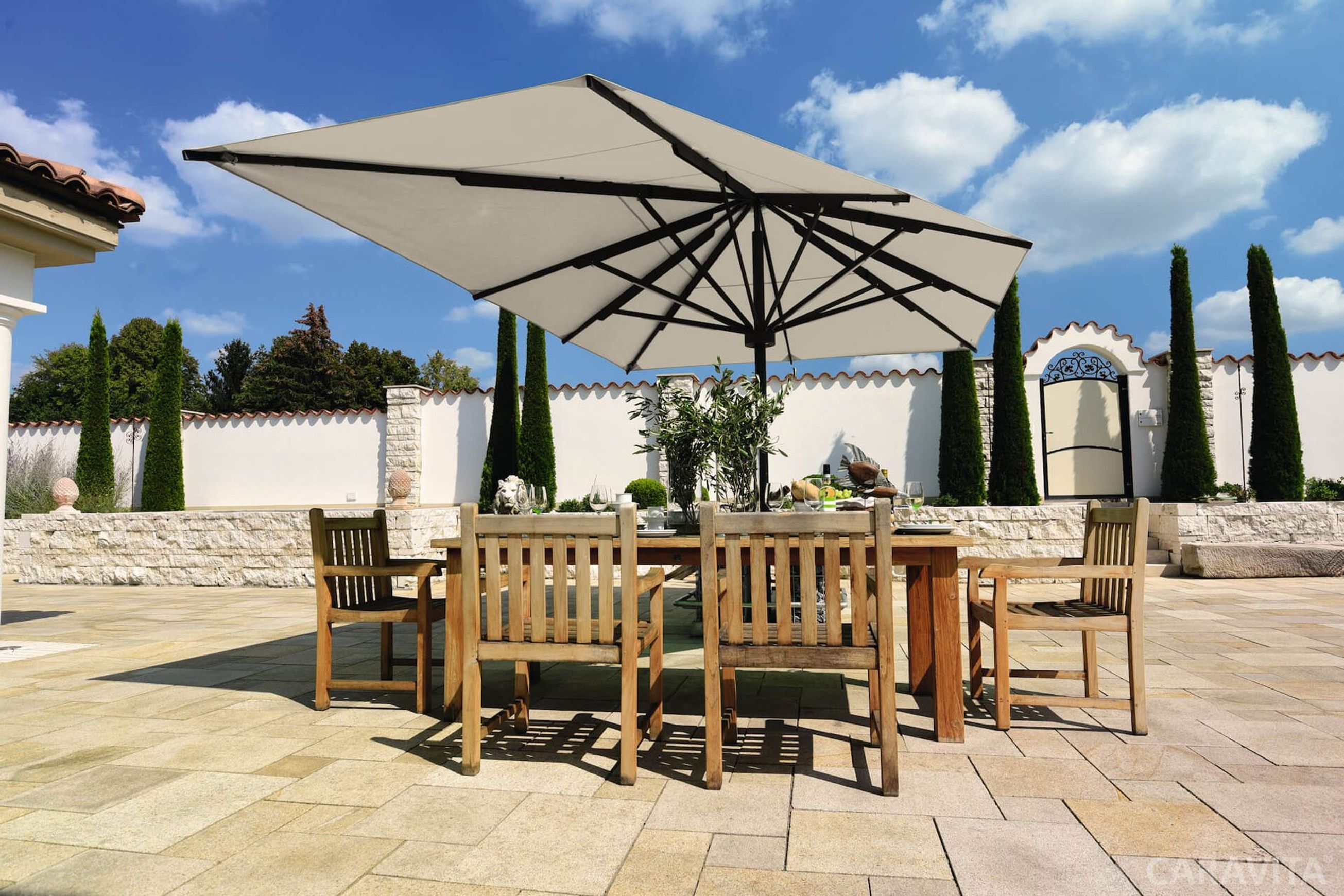 Big Ben Freestyle Patio Umbrella | Caravita