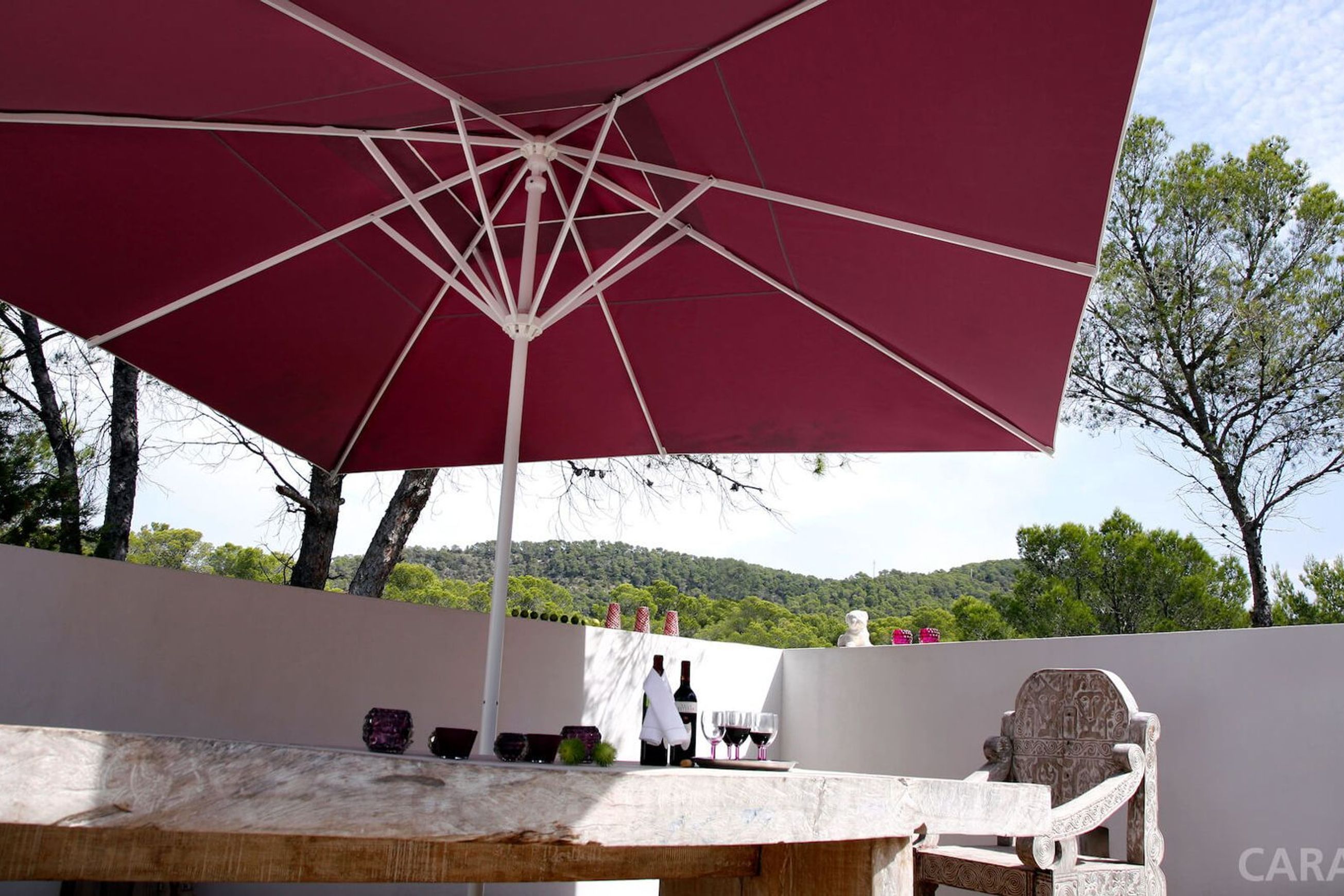 Samara Patio Umbrella | Caravita