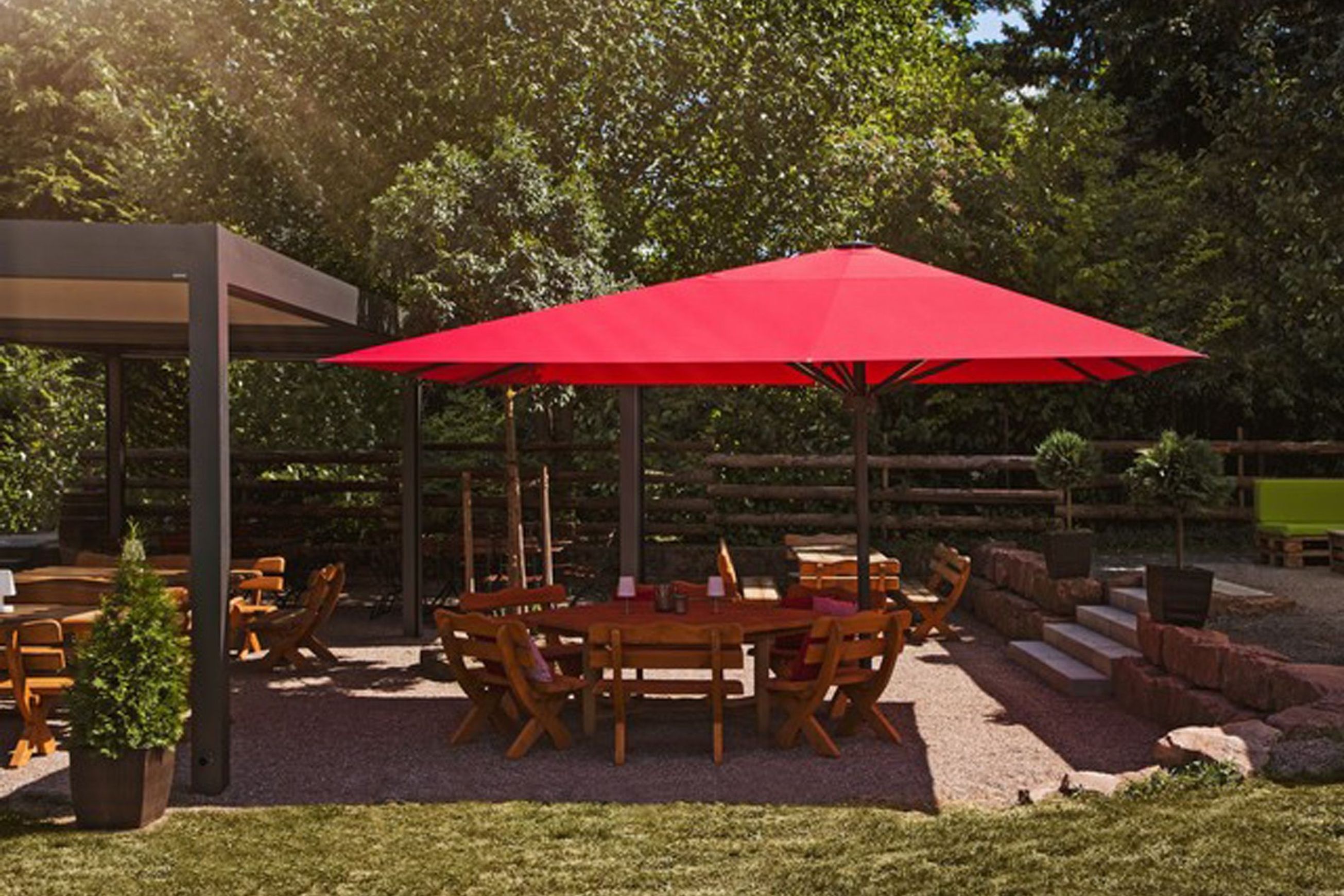 Big Ben Freestyle Patio Umbrella | Caravita