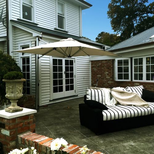 Riviera Cantilever Umbrellas