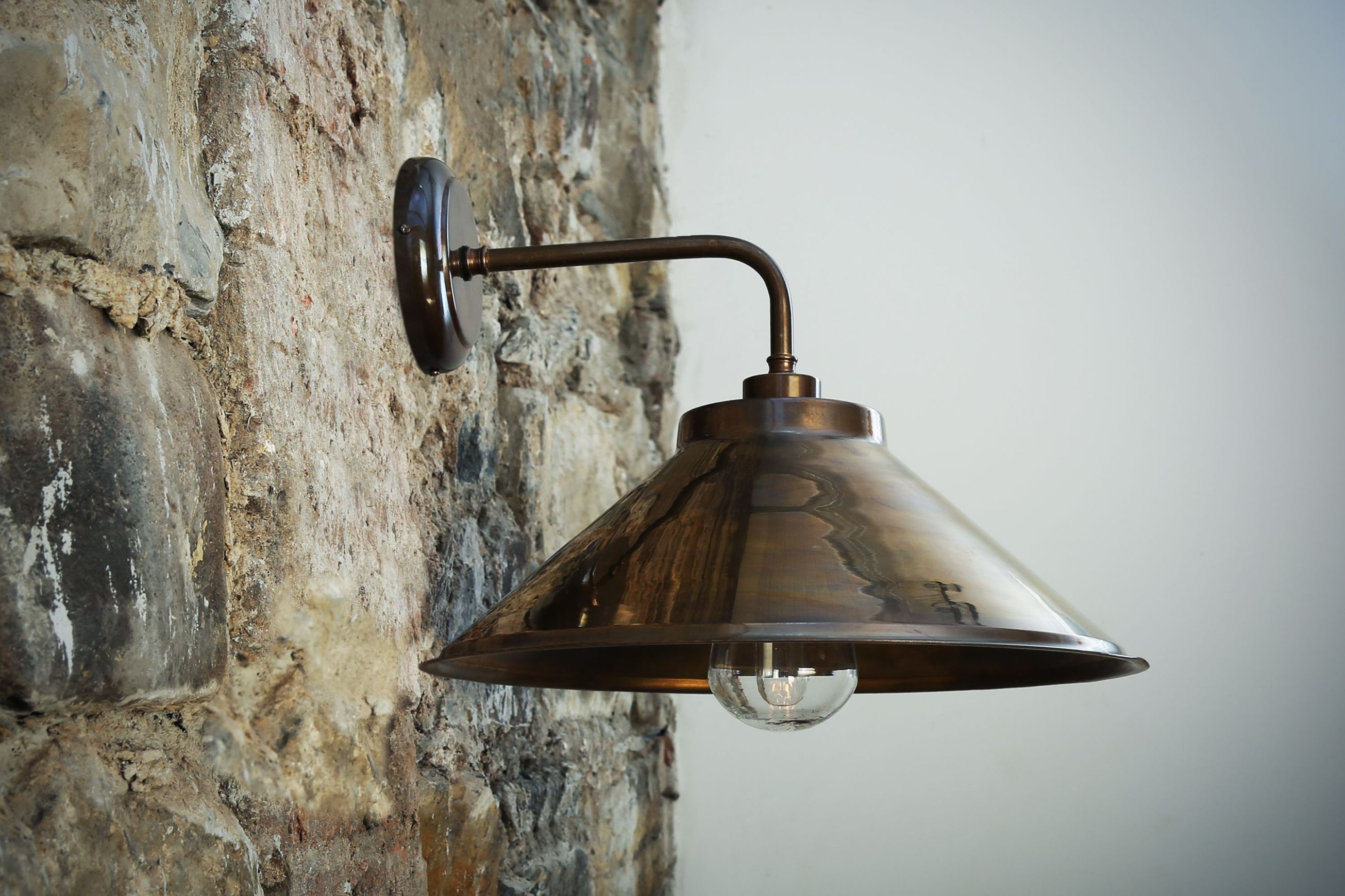 Nerissa Outdoor Wall Light
