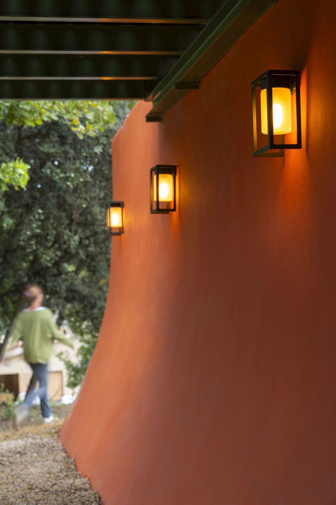 Hugy | Wall Light