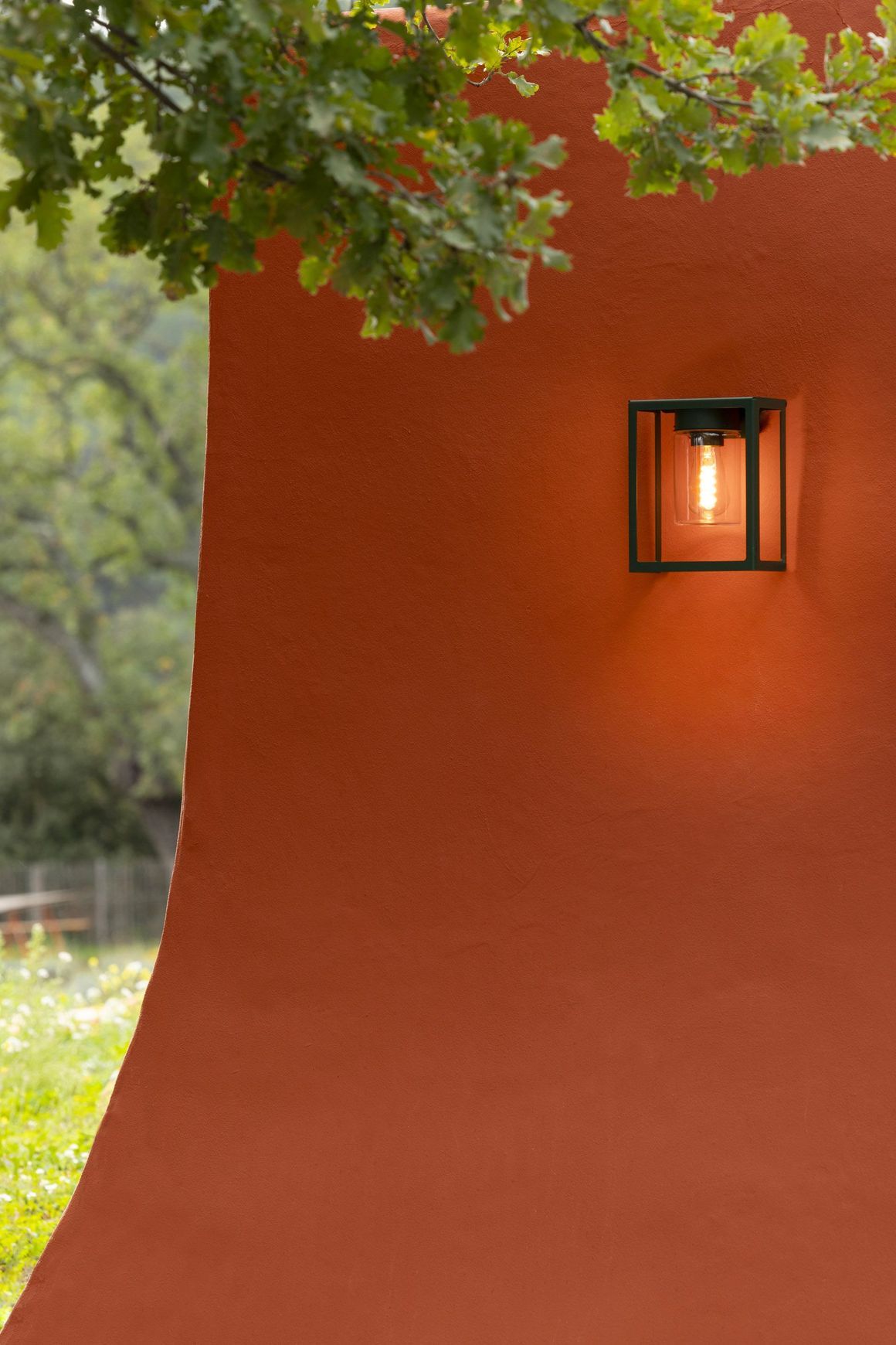 Hugy | Wall Light