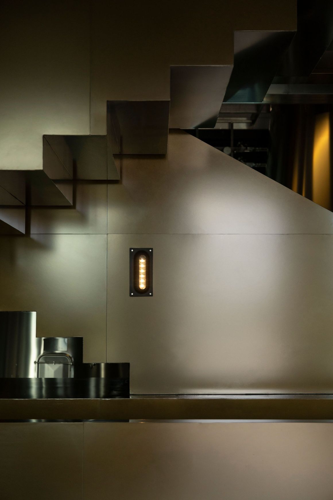 Capsule Model 1 Wall Light