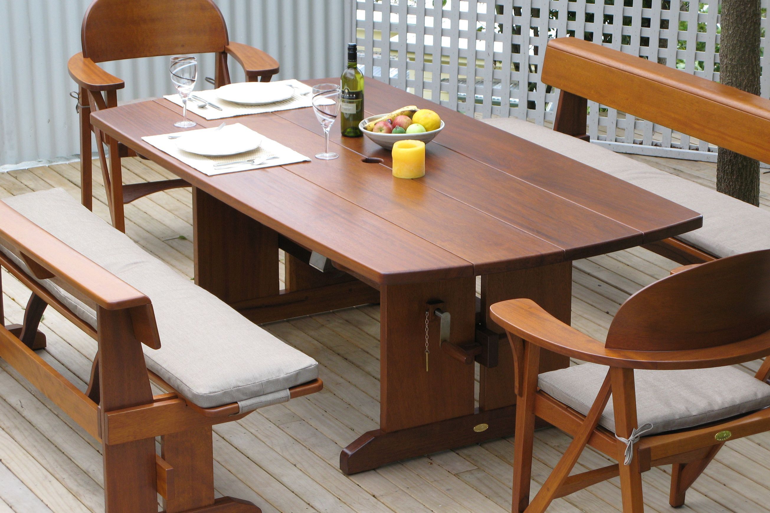 Rectangle Table Suite 2100