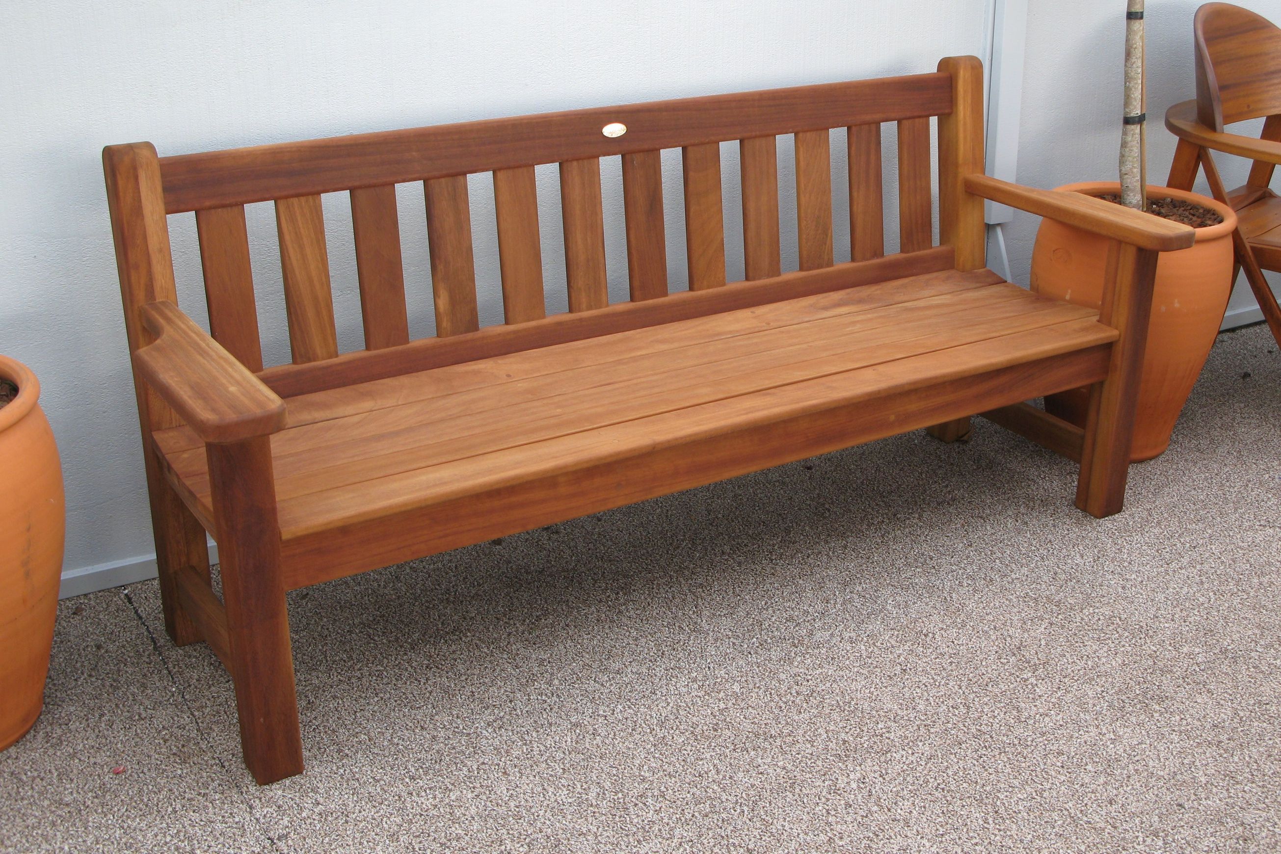Traditional Outdoor Garden Bench