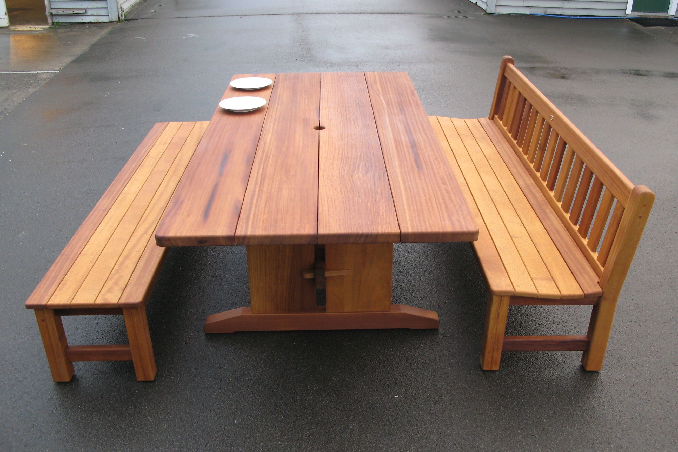 Traditional Outdoor Garden Bench