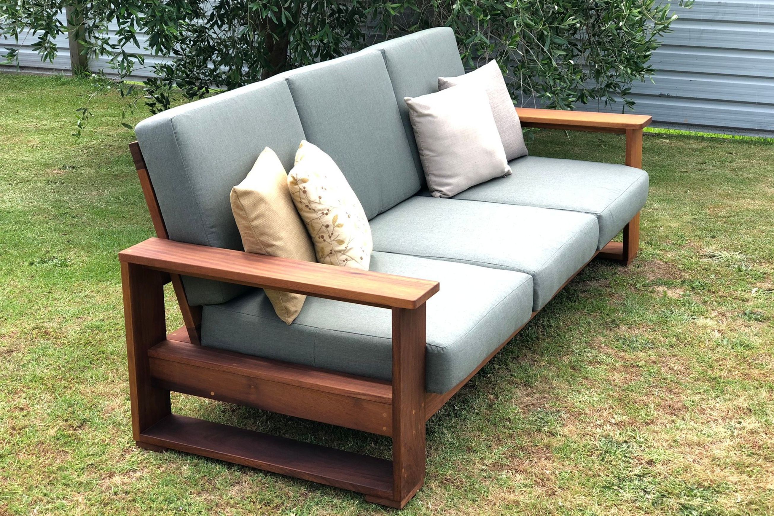 Lounge Sofas - 3 Seater