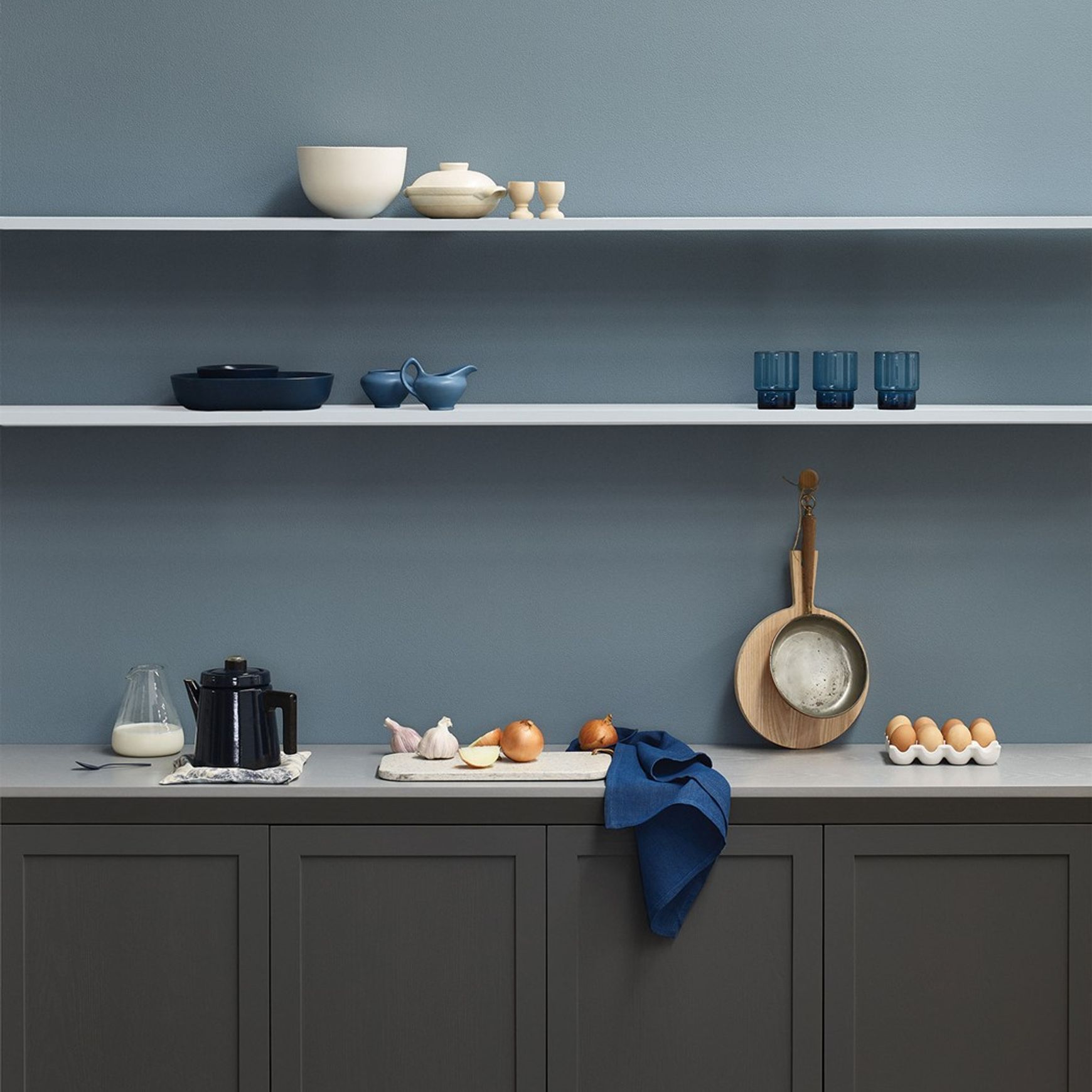 Eggshell Acrylic Paint in Dark Newport Blue