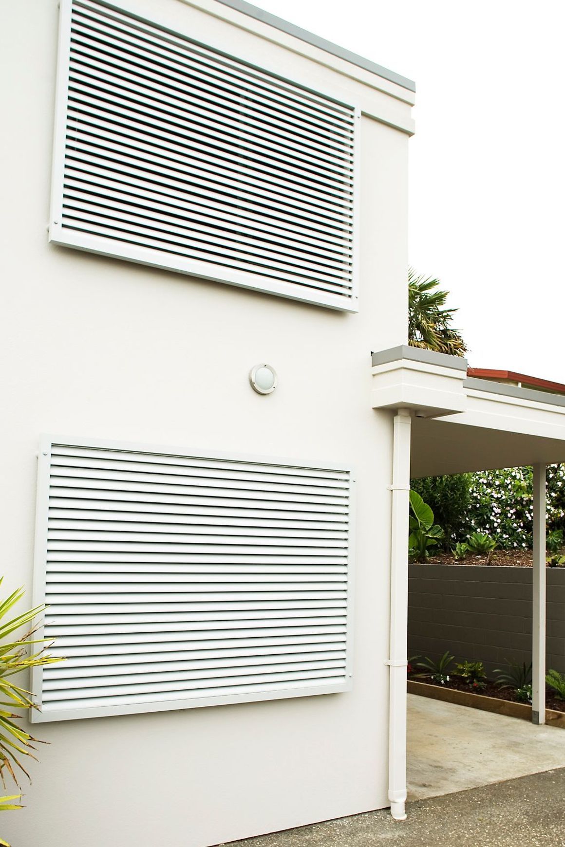 Louvrelite® Solar Control System