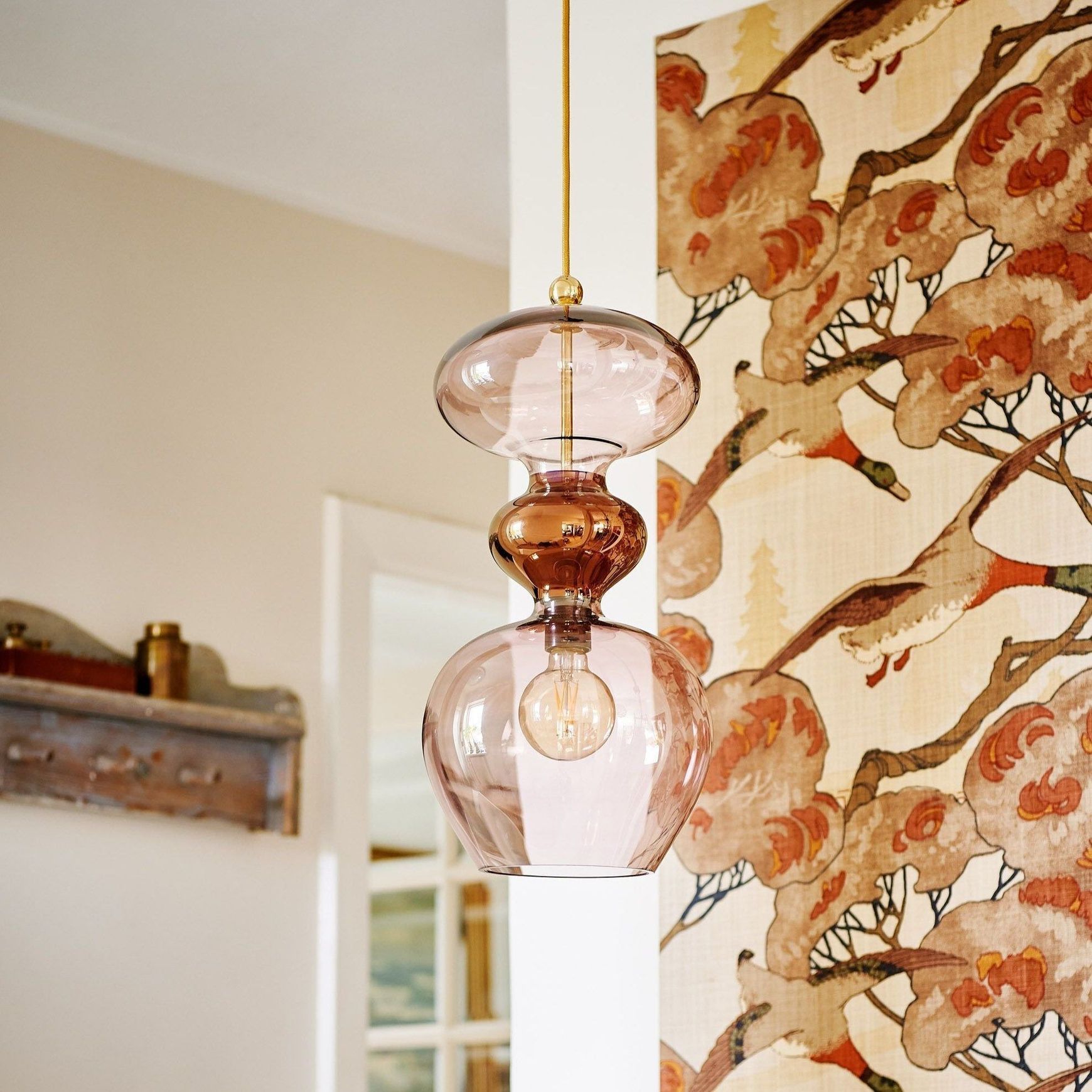 Futura Pendant Medium