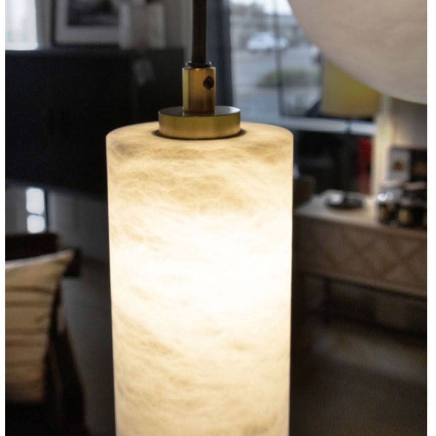 Pisa Pendant Small – 200mm – Alabaster