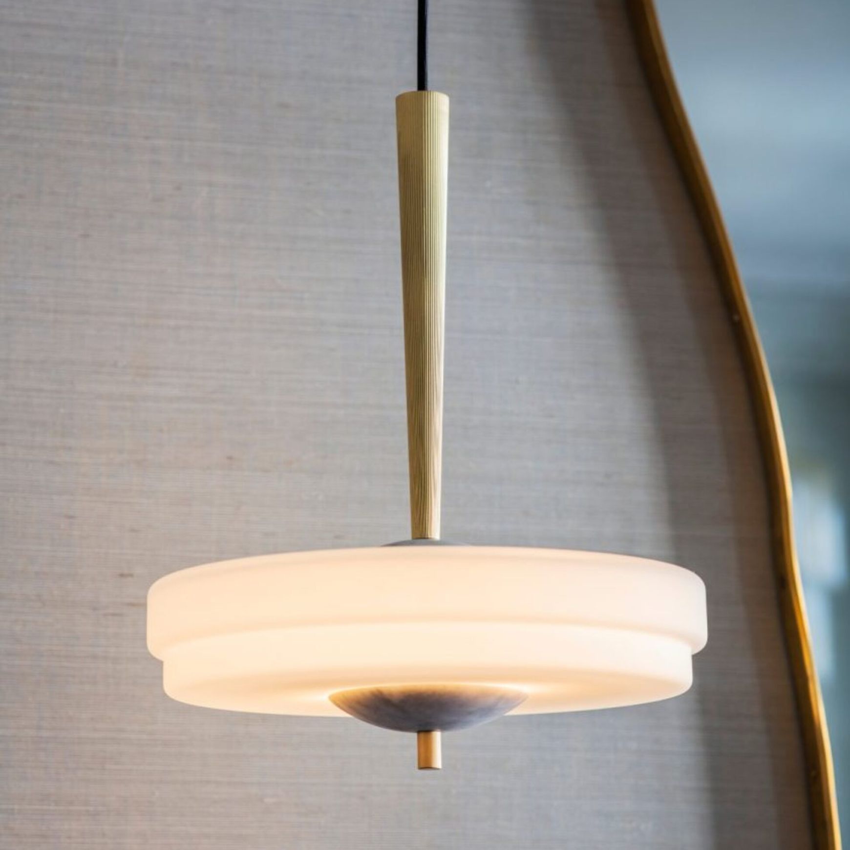 Trave Pendant Light