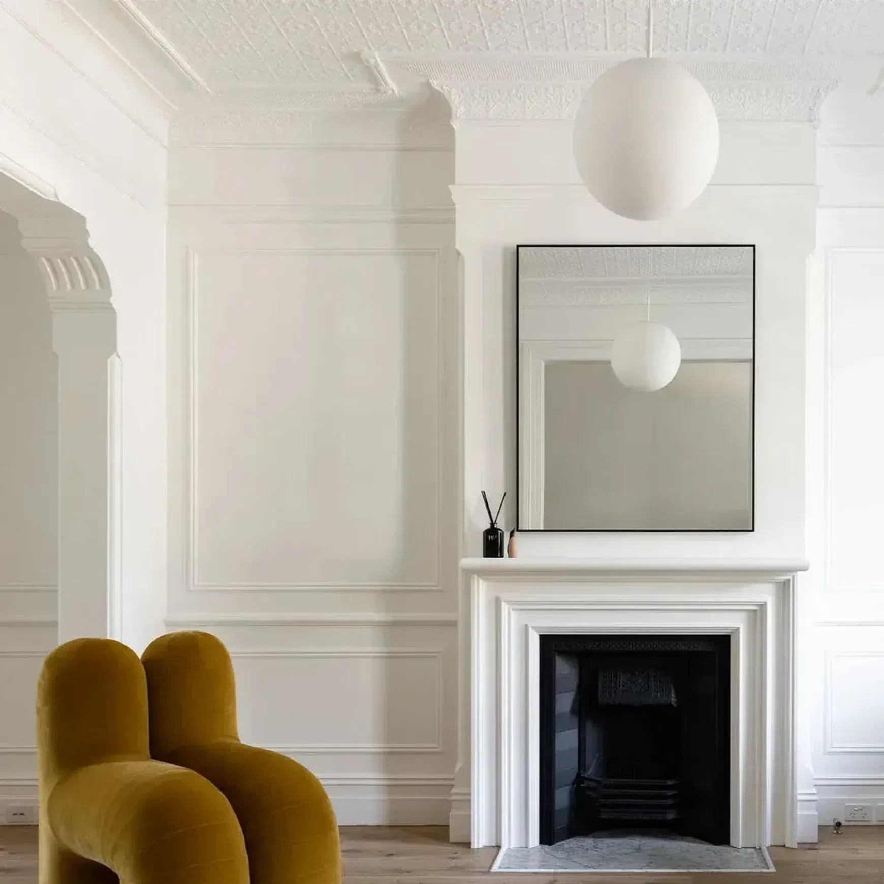 Orb Max Pendant Light
