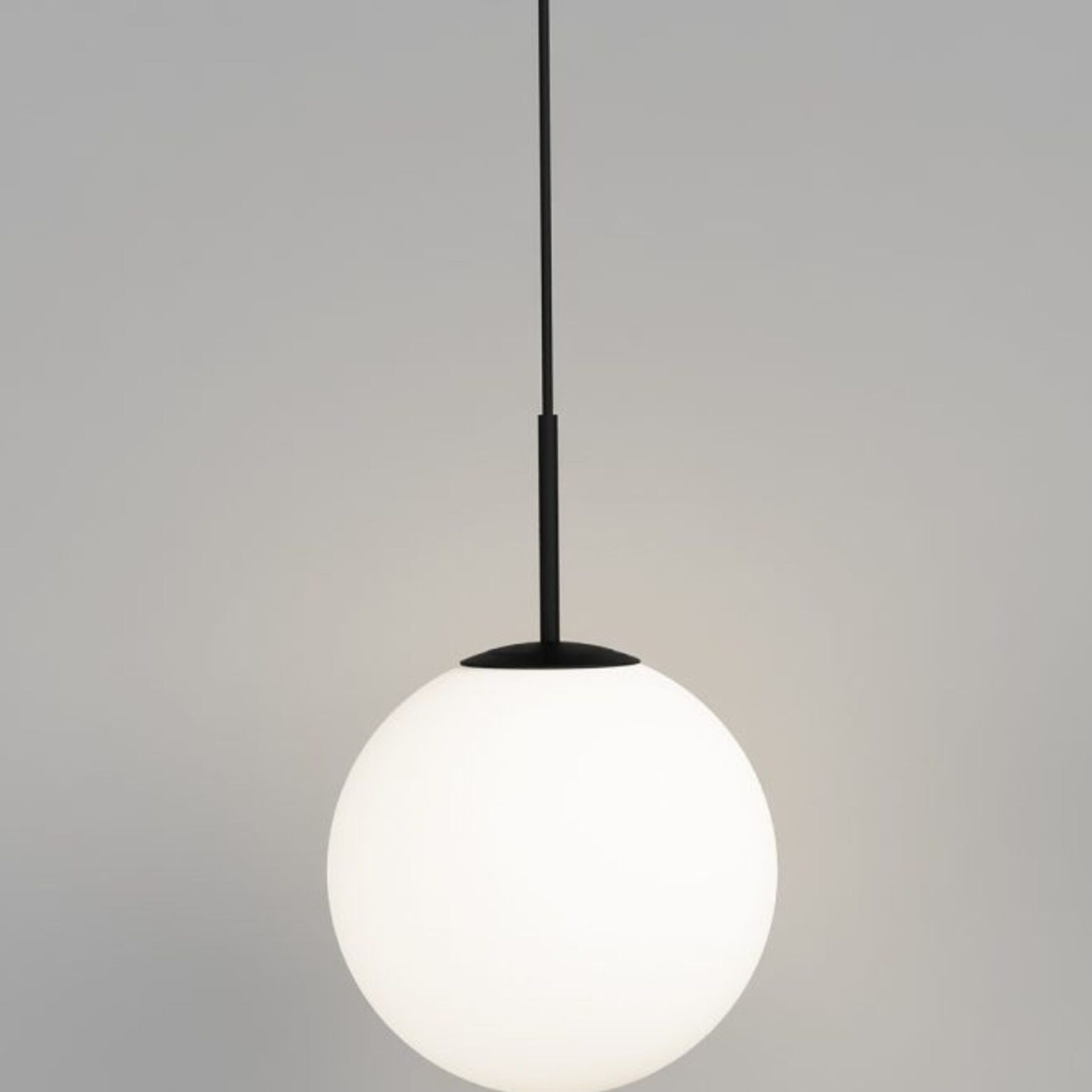 Orb Max Pendant Light