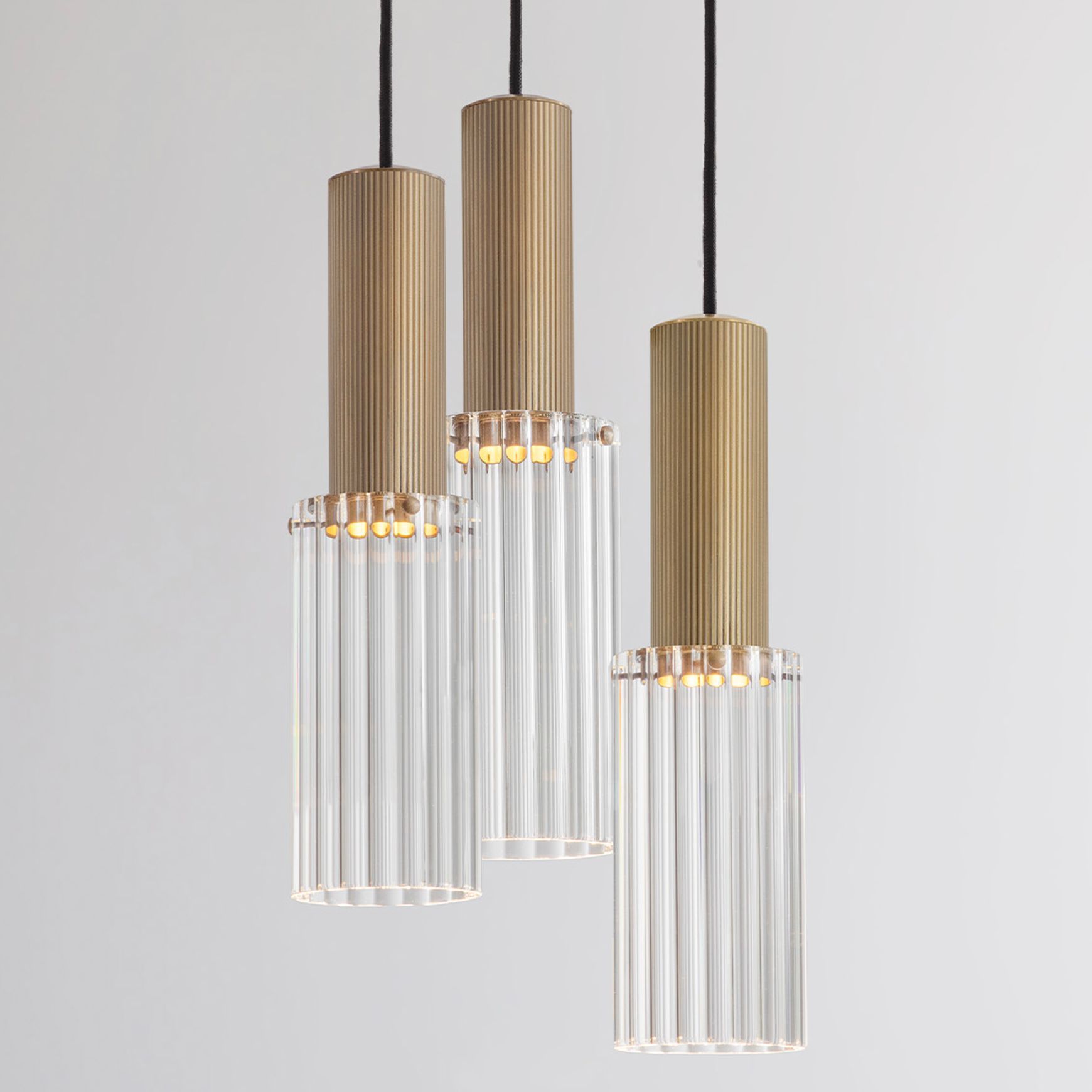 Flume Large 3lt Pendant Light