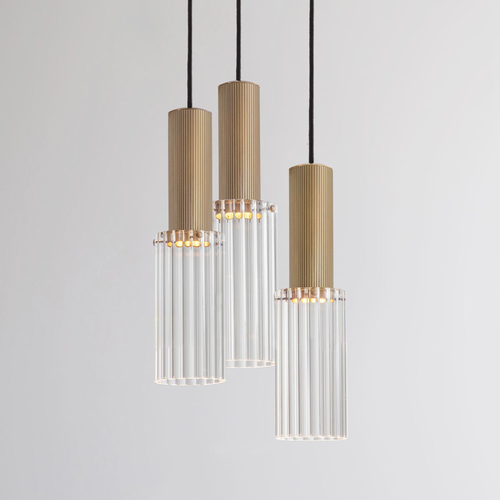 Flume Large 3lt Pendant Light