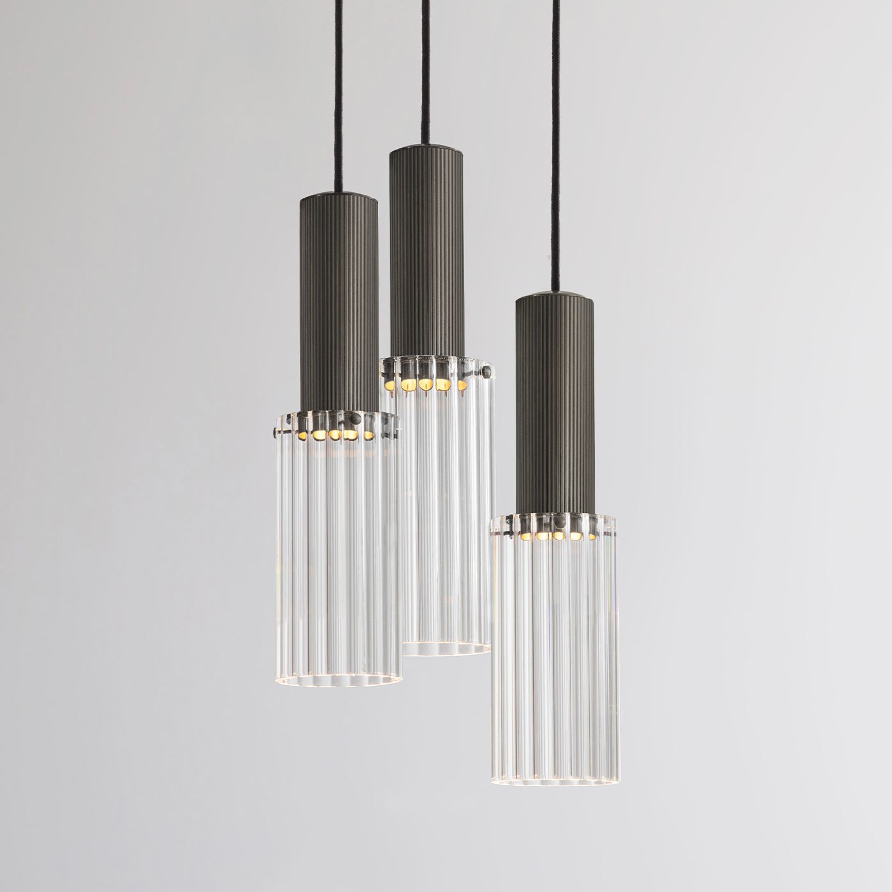 Flume Large 3lt Pendant Light