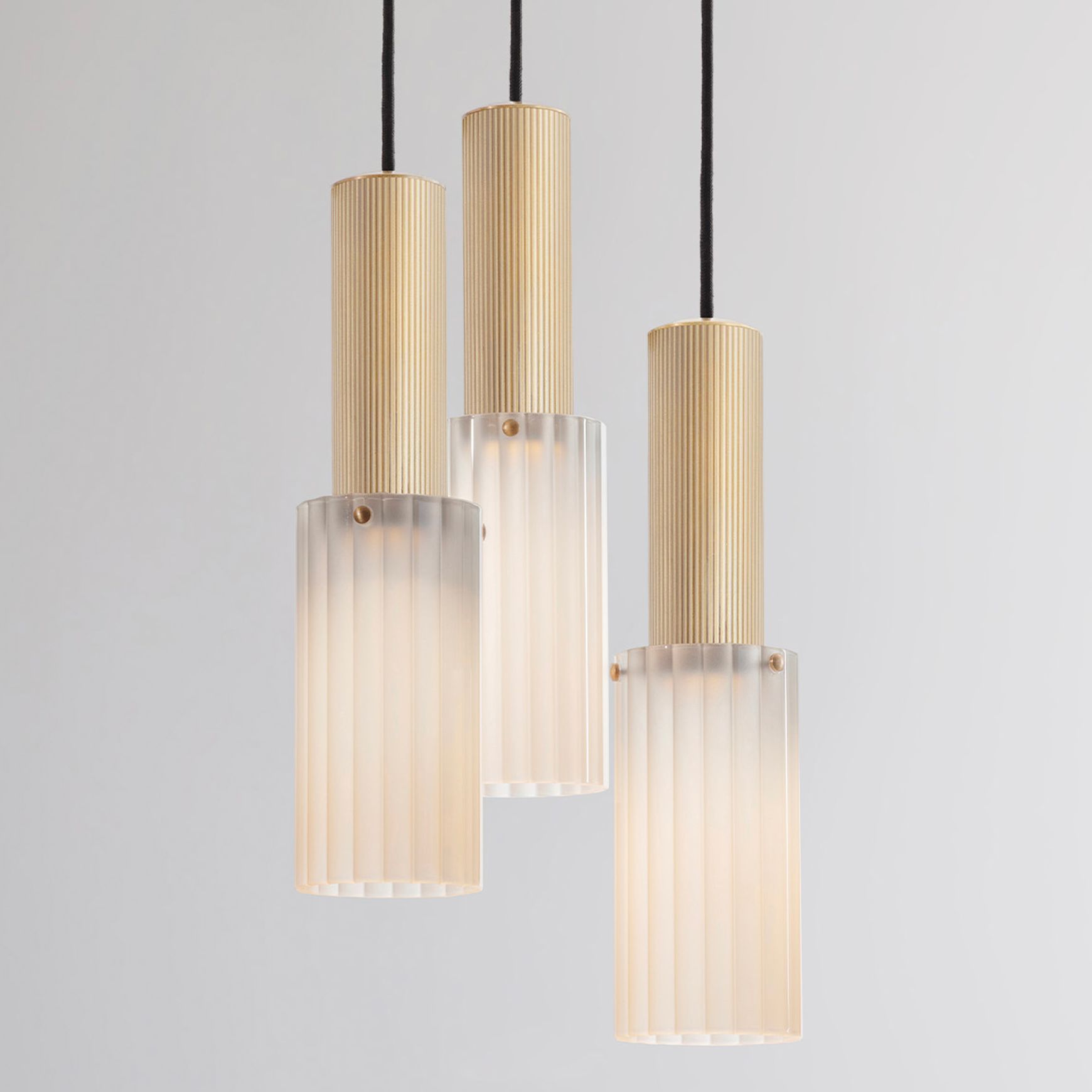 Flume Large 3lt Pendant Light