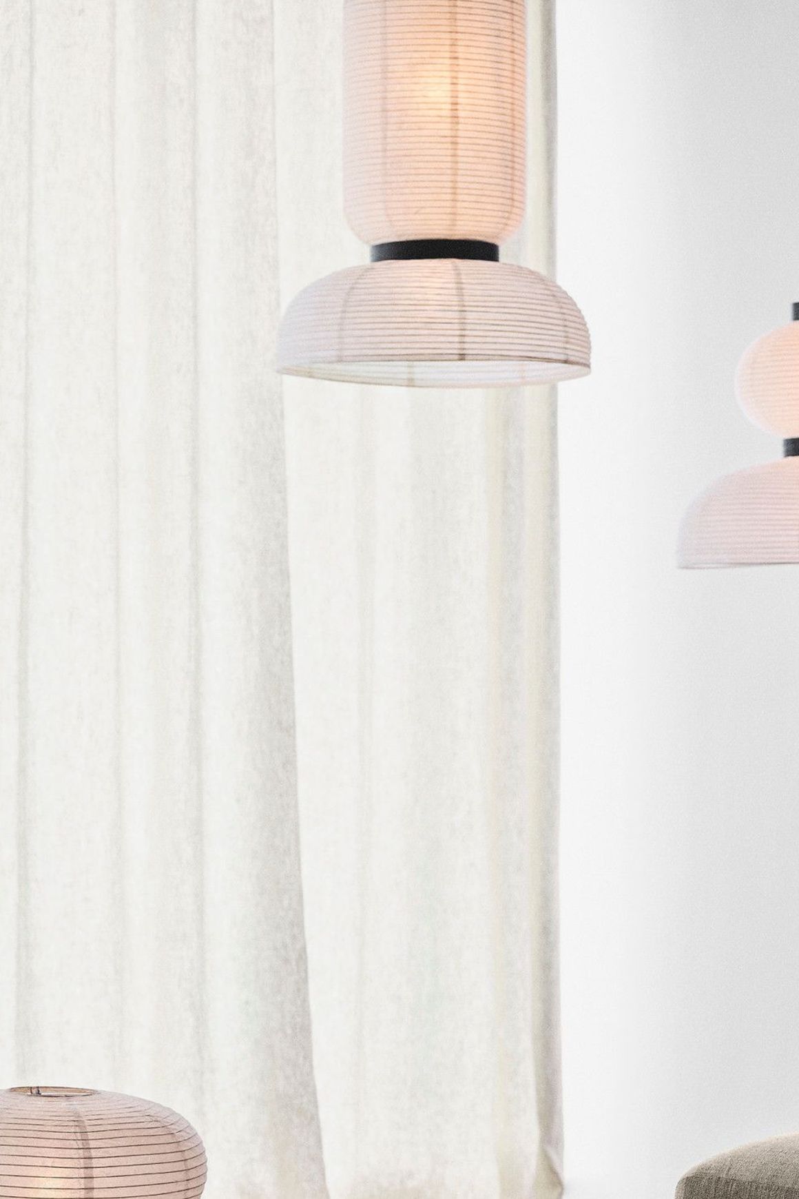 Formakami Pendant Light