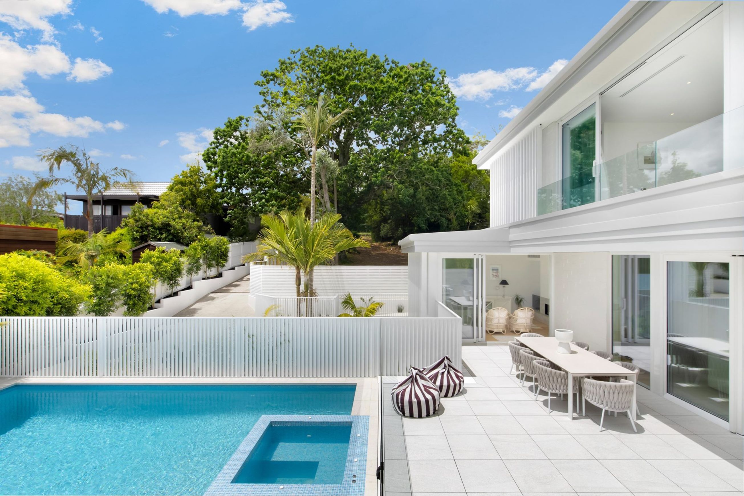 CMP Porcelain White Sands Tile