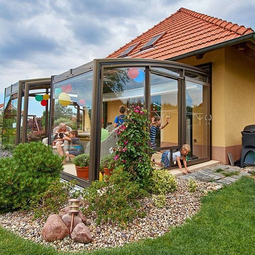 Corso Premium Pool Enclosure