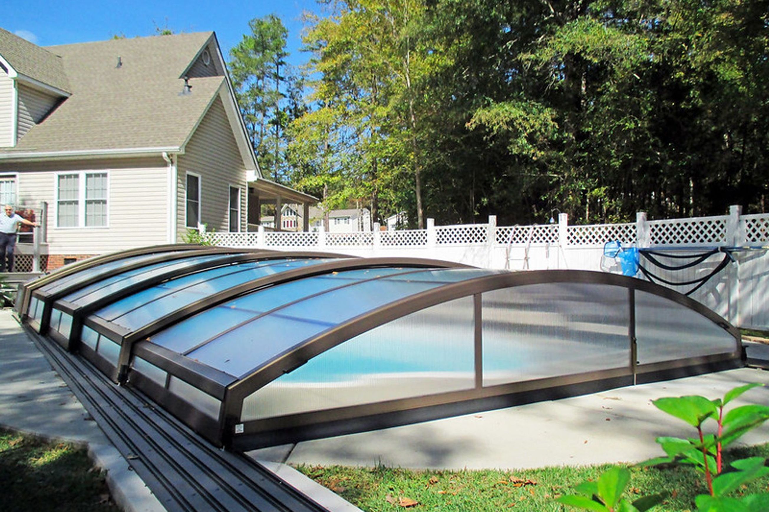 Imperia Neo Pool Enclosure
