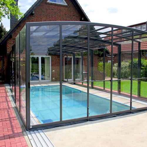 Vision Pool Enclosure