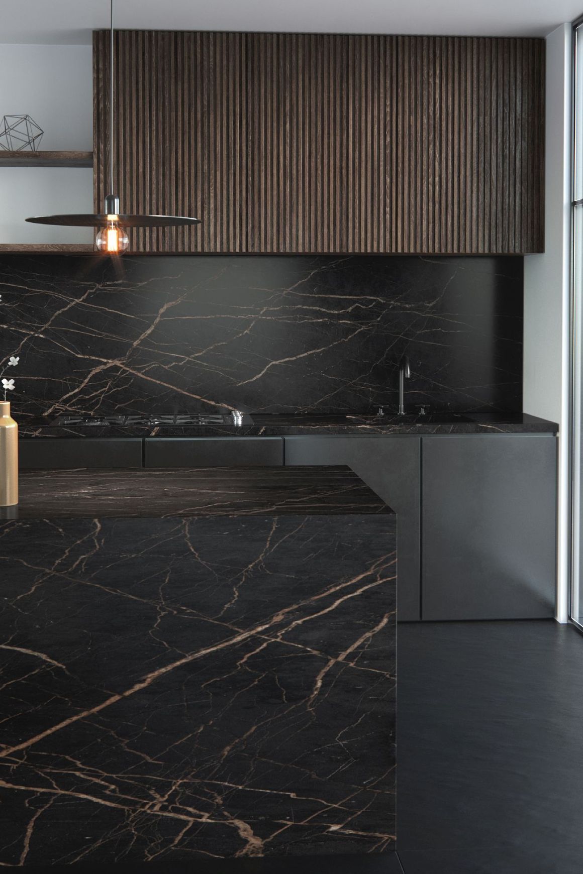 Dekton, Laurent